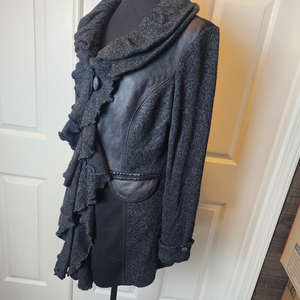 Vex Women's M Black Ruffle Asymmetrical‎ Jacket Whimsigoth Dark Fairy Witchy Y2K - Picture 4 of 16